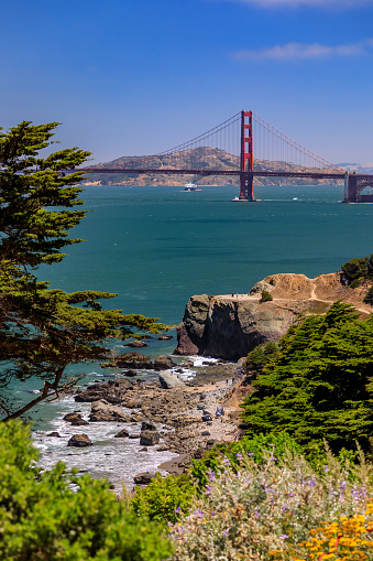 Puente Golden Gate en San Francisco en un día claro photo