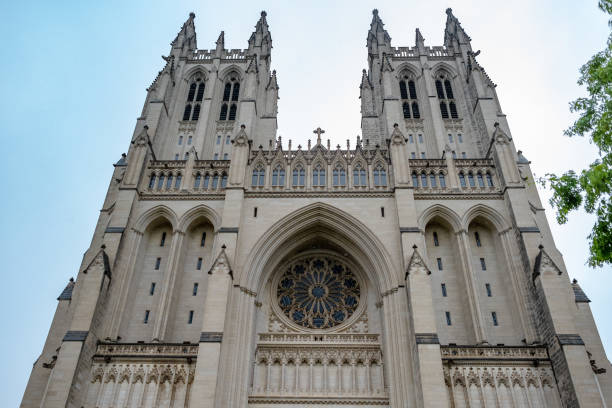 istock Washington Cathedral dome historic church under the rain 995282514