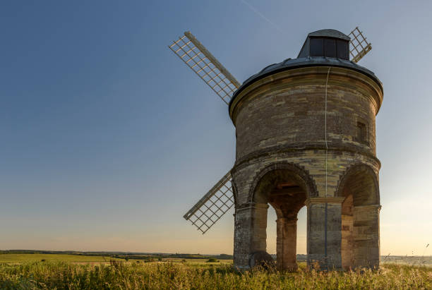 istock Chesterton Windmill near Leamington Spa, Warwickshire, England, at sunset on a summers evening 995326644