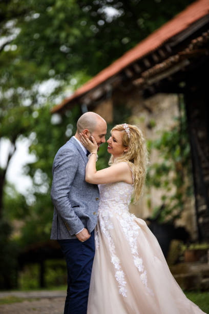 istock Wedding couple outdoors 995379174