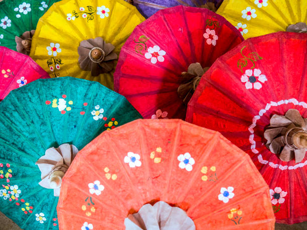 istock Shan paper Umbrellas at Inle Lake 995475844