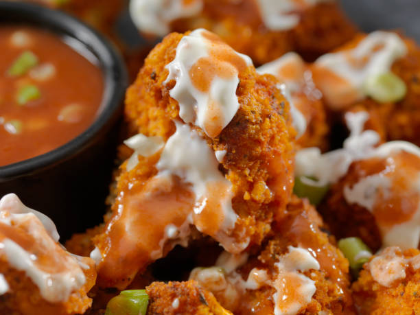 istock Crispy Baked Buffalo Wing Cauliflower Bites 995542694