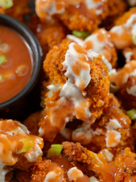 istock Crispy Baked Buffalo Wing Cauliflower Bites 995543872
