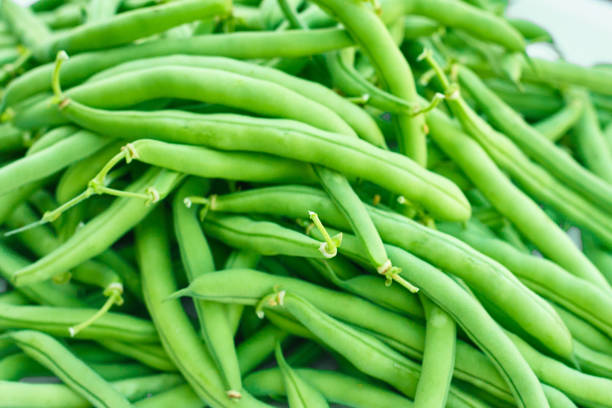 istock Green beans, natural fresh product on white background 995922092