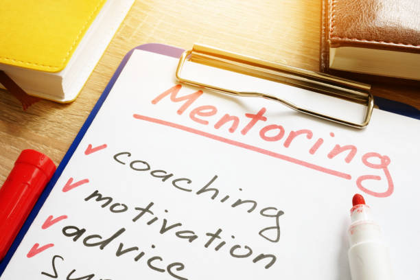 istock Mentoring. List of skills for mentor. 995968968