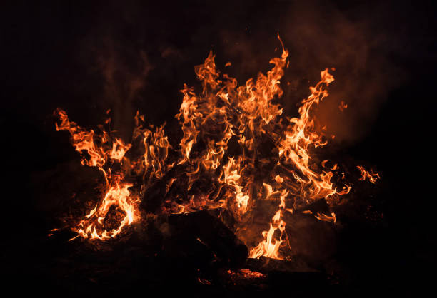 istock Flames of bonfire at night 996016386