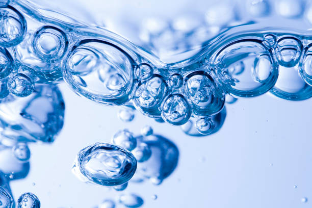 istock Water wave transparent surface with bubbles of air 996061126