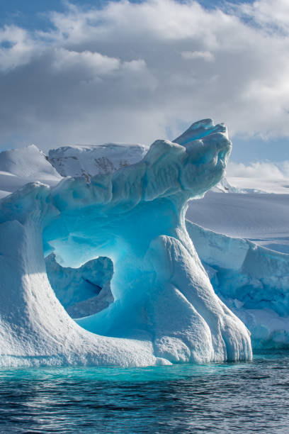 istock Weather eroded iceberg in Wilhemina Bay Antarctica 996104932