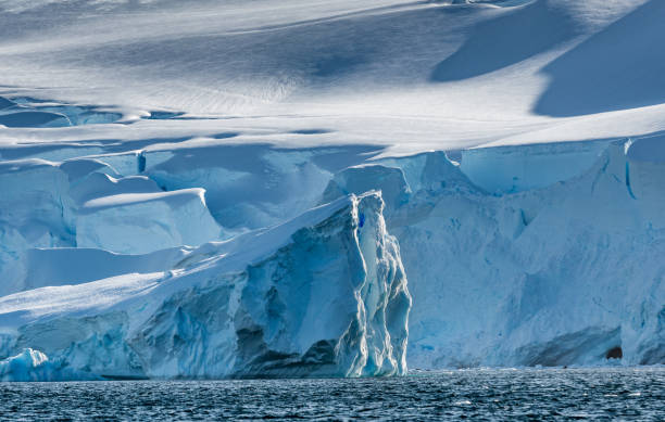 istock Weather eroded iceberg in Wilhemina Bay Antarctica 996106294