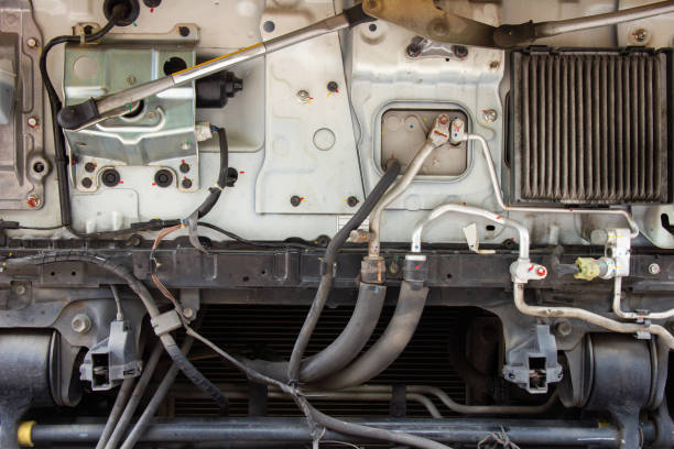 istock Cooling water pipe truck air conditioning system. 996110048