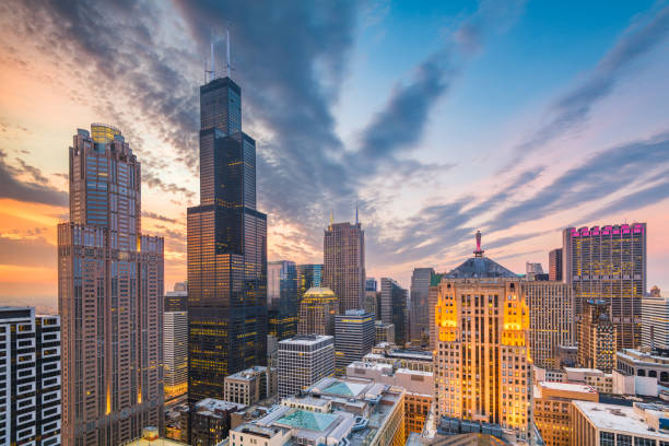 istock Chicago, Illinois, USA Skyline at Dusk 996182666