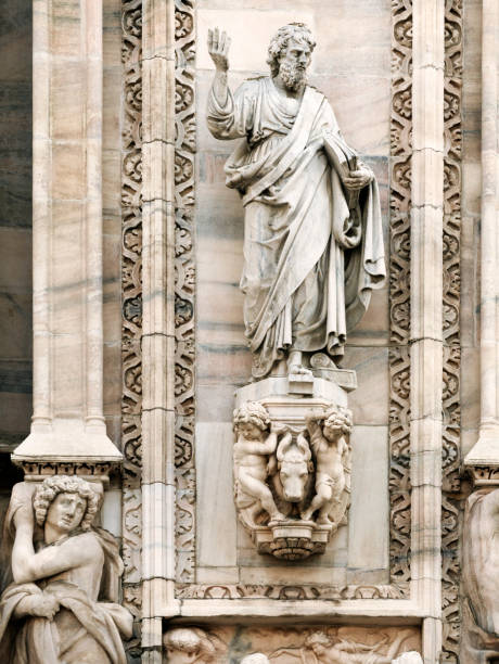 istock Statue on the wall of Milan cathedral 996271916