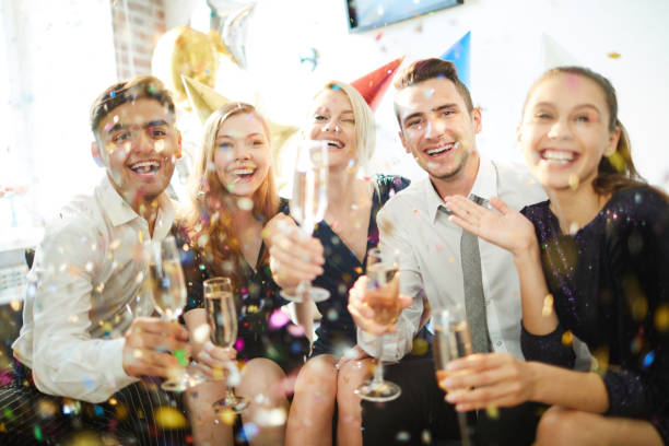 istock Joy of birthday 996358588