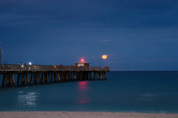 istock Pompano Beach Pier at Moon Rise 996359246