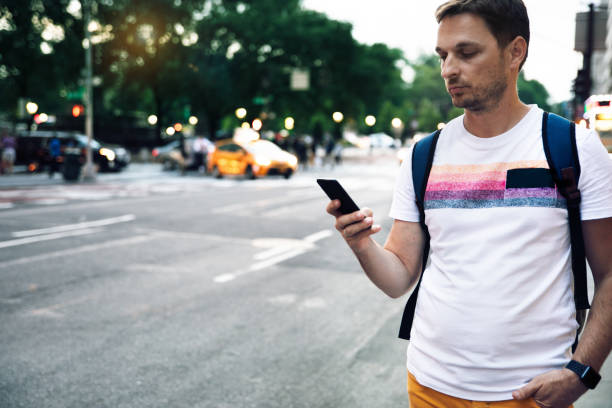 istock Waiting for Taxi 996461226