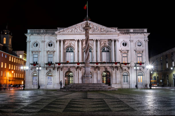 istock Lisbon Municipal Chamber at night 996465756
