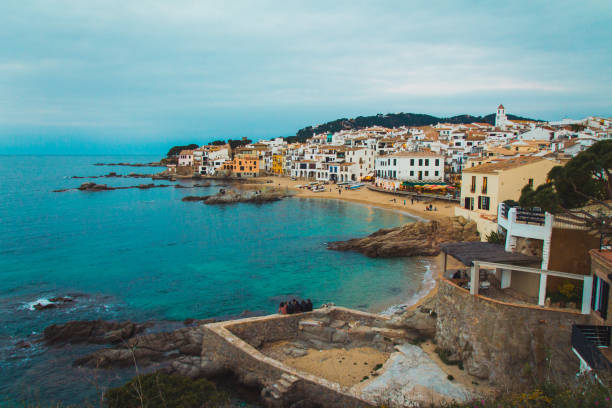 istock View of city on tropical shoreline 996510728