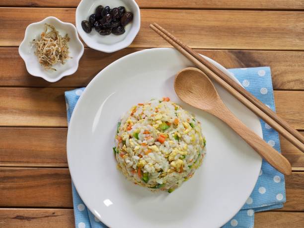 istock Asian food Vegetable egg fried rice 996570548