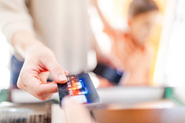 istock Charging to credit card 996714490