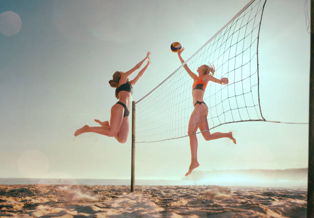 beach volleyball - volleyball beach volleyball beach sport imagens e fotografias de stock
