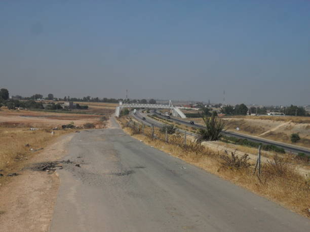istock ROAD TO MARRAKECH/BOUSKOURA/MOROCCO 996898130