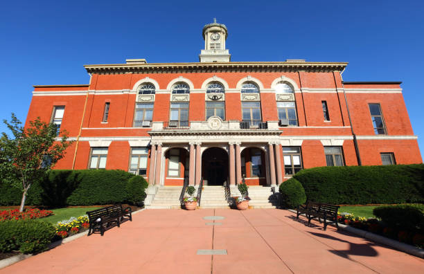 istock Revere Massachusetts City Hall 996999910