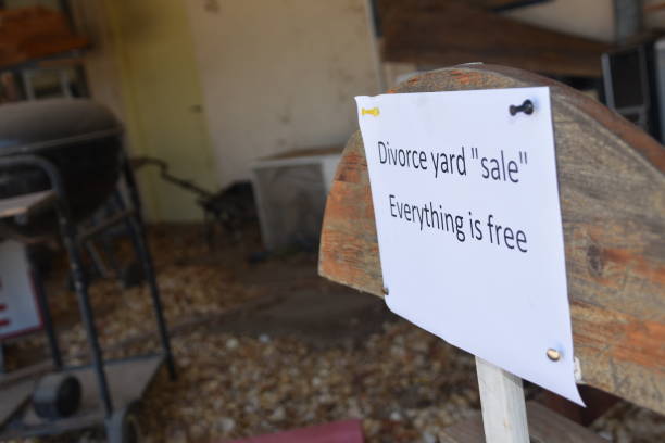 istock a sign -  YARD Sale 997495914