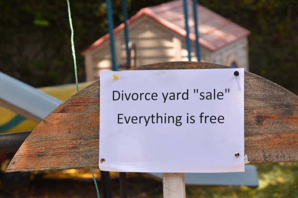 istock a sign -  YARD Sale 997503942