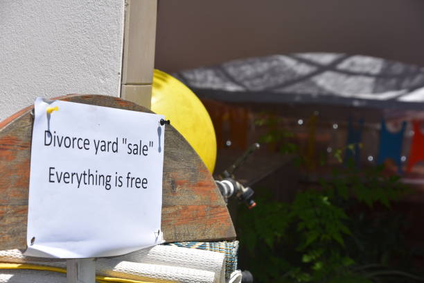 istock a sign -  YARD Sale 997504916