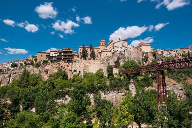 istock Hanging houses in Cuenca, Spain. 997566460