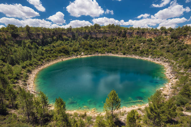 istock Round lake geologic formation in Cuenca province, Castilla La Mancha, Spain. 997567844