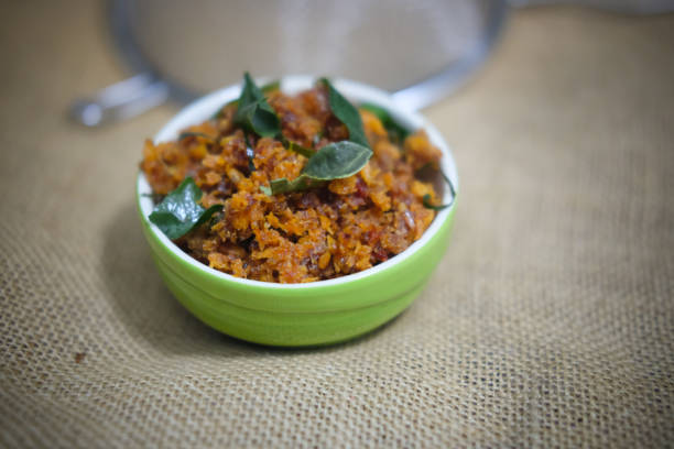 istock Spicy catfish fried with chilies Ginger fluffy in green bowl 997787480