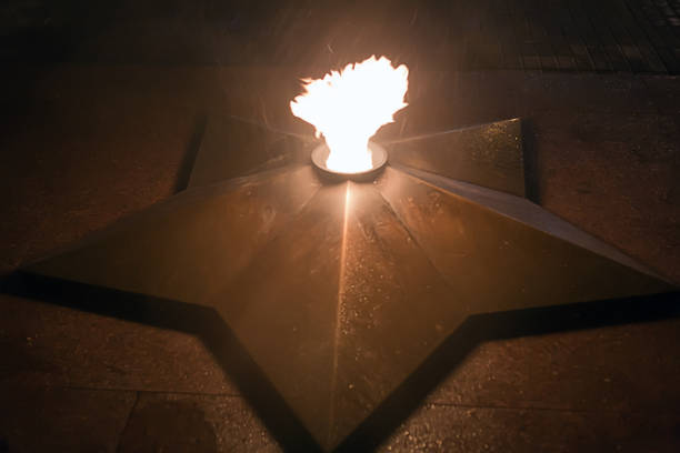 istock eternal flame in five pointed star symbol of memory fallen soldiers 997838170