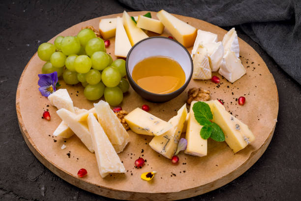 istock Cheese plate italian food 997972332