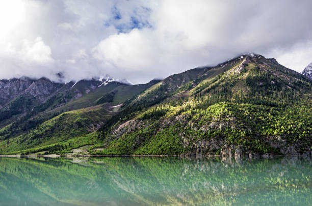 istock Mountain lake landscape 998012258