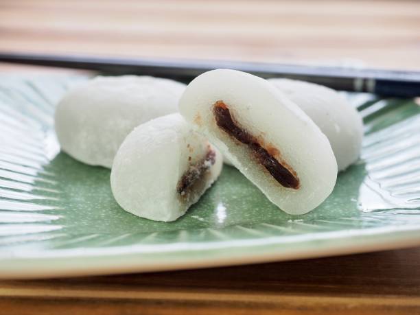 istock Asian traditional food glutinous rice cake 998138738