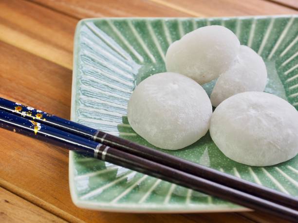 istock Asian traditional food glutinous rice cake 998138762