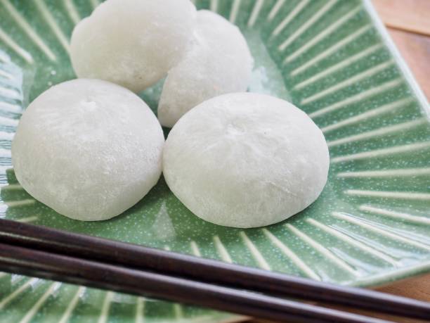 istock Asian traditional food glutinous rice cake 998138976