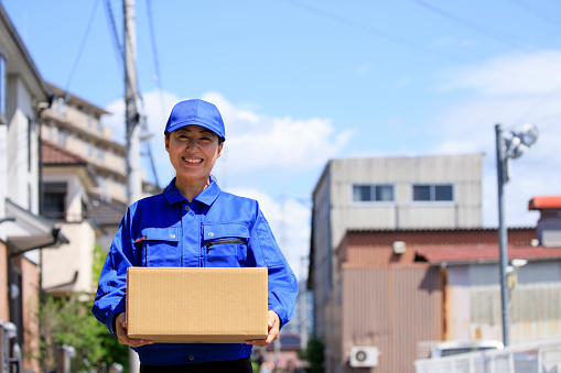 Women working for delivery