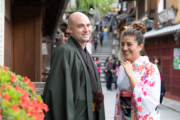 istock Foreign couple enjoying visit to Japan 998272456