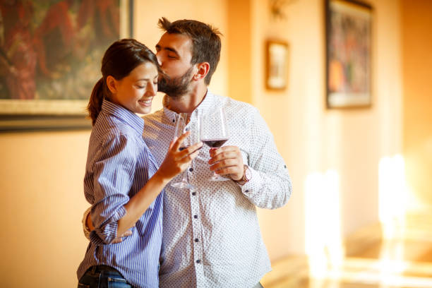 istock Wine time of romantic couple 998285544