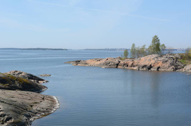 istock Rocky island shoreline at Suomenlinna beach 998287808