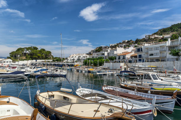 istock Port de Selva on Cape Creus 998313530
