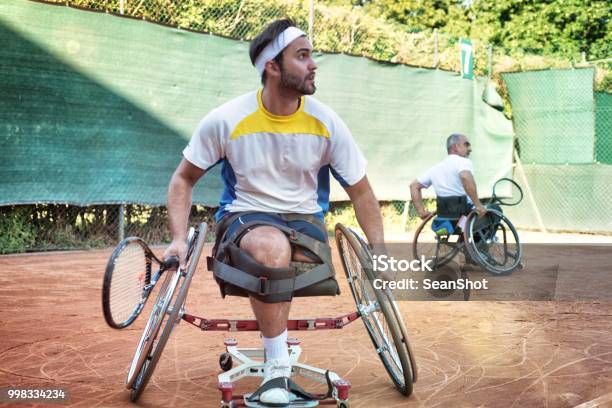 Tennista Disabile - Fotografie stock e altre immagini di Sedia a rotelle - Sedia a rotelle, Tennis, Sport