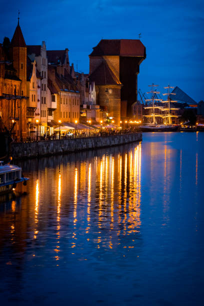 istock Old Town in Gdansk by night, Poland 998404558