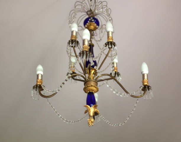 istock vintage crystal chandelier 998423054
