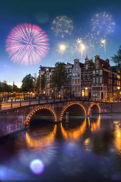 istock New Year Celebrations in New York City 998453902