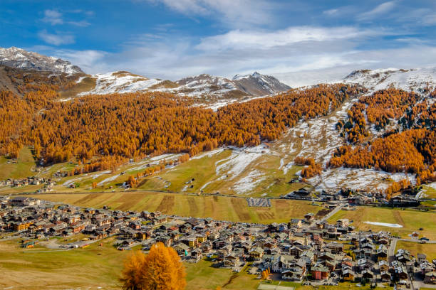 istock Livigno in autumn - Italy 998460946