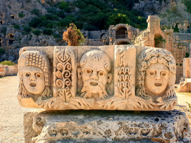 istock rock tomb and ancient city ruin 998473140