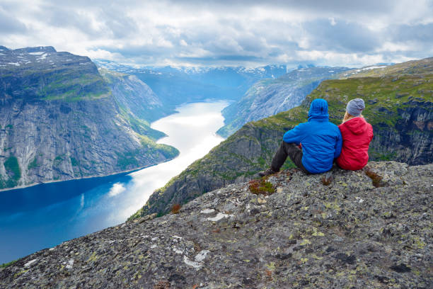 istock Blue lake in Norway near Trolltunga 998593028